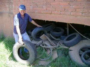 collecting the used tires (click to enlarge)